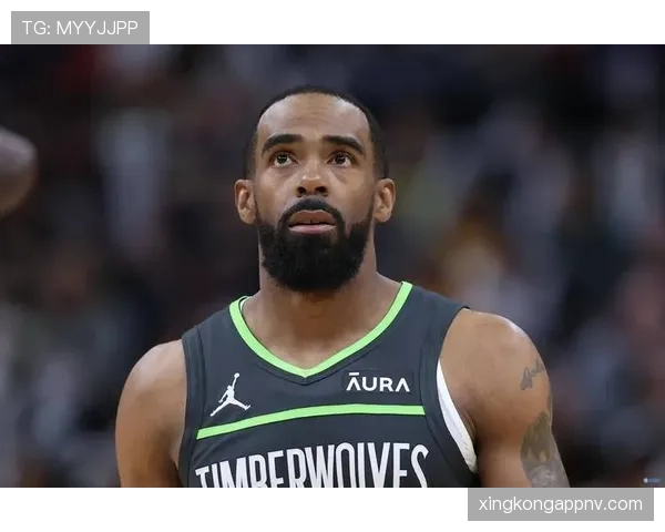 康利挡拆组织拉开空间，较上季提升爱德华兹得分效率