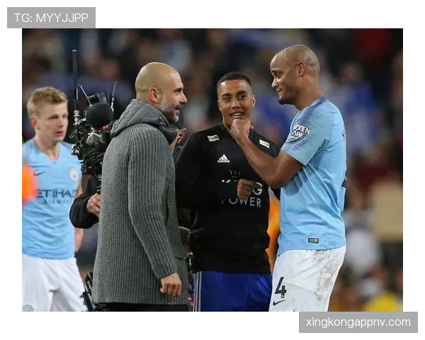 曼城的冠军之路：阵容冲突与战术管理危机背后的豪门崛起